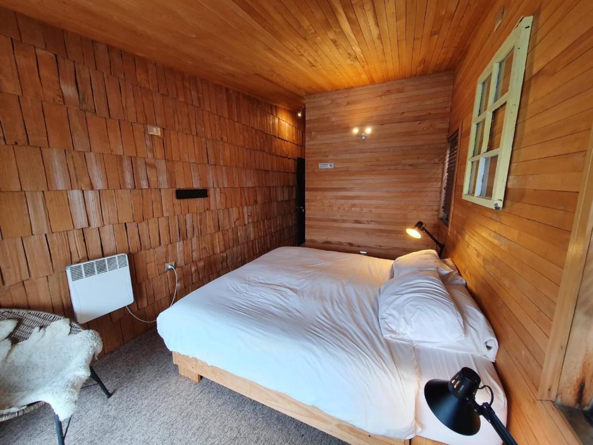 Hotel & Cafe Bauda Кастро Екстериор снимка