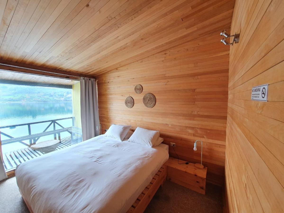 Hotel & Cafe Bauda Кастро Екстериор снимка