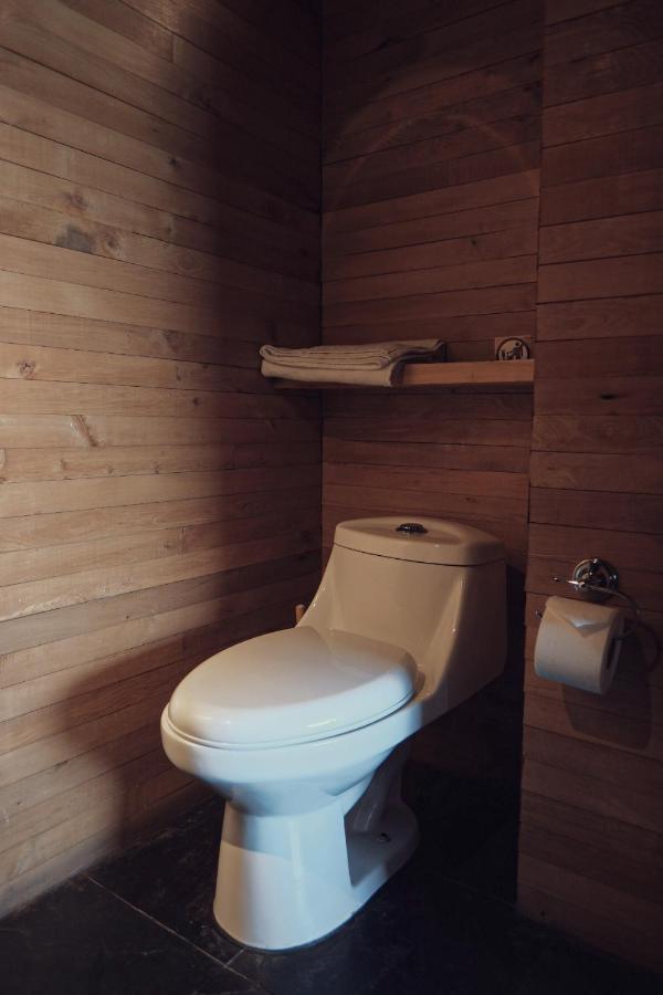 Hotel & Cafe Bauda Кастро Екстериор снимка